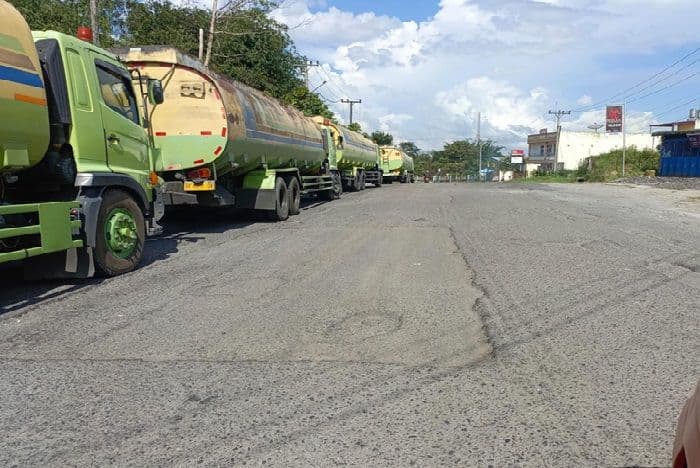 jalan_rusak_di_jalur_siantarsaribudolok_segera_ditambal_pekan_depan