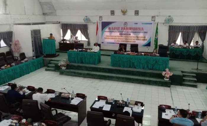 fraksi_golkar_soroti_kinerja_disbudpar_dan_maraknya_plt_di_papbd_toba