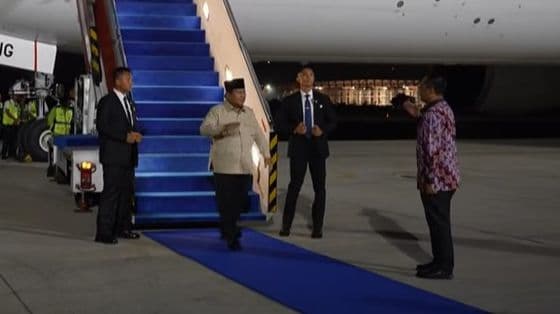 prabowo_tiba_di_jakarta_usai_kunker_singkat_ke_china_bahas_investasi_dengan_xi_jinping_putin