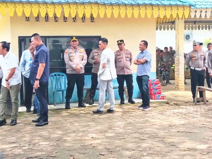 situasi_kondusif_kapolres_siaga_dprd_batu_bara_siap_terima_aspirasi_massa