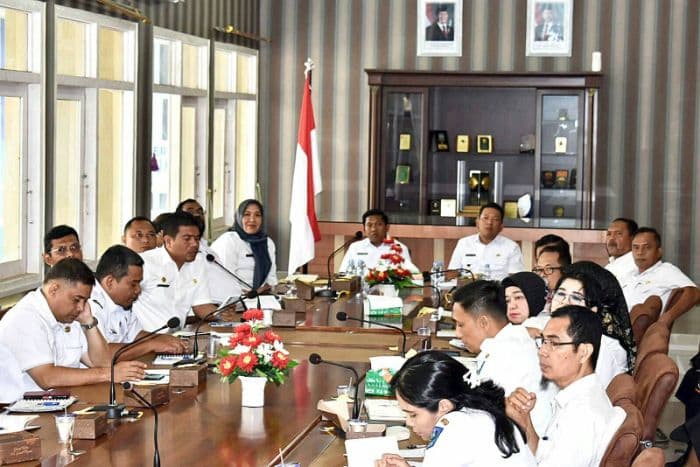 wali_kota_sibolga_tekankan_opd_lebih_disiplin_dan_bersinergi