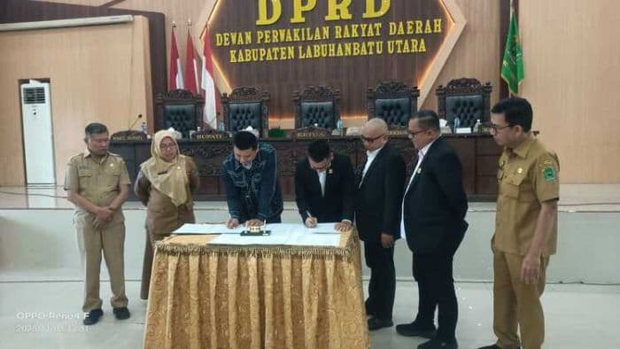 bupati_labura_siapkan_rka_opd_dan_ranperda_apbd_2026_bersama_dprd
