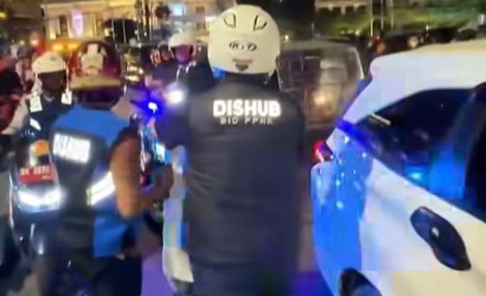 dishub_medan_bentuk_tim_cakrawala_dan_buka_layanan_aduan_untuk_tertibkan_parkir_liar_