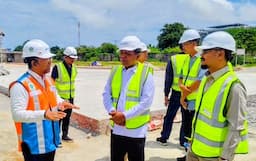 dprd_batu_bara_tinjau_proyek_ppk_di_pelindo_kuala_tanjung_dokumen_lengkap