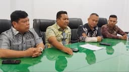 fraksi_pdip_plus_dukung_pembentukan_pansus_pembangunan_kantor_bupati_tapteng