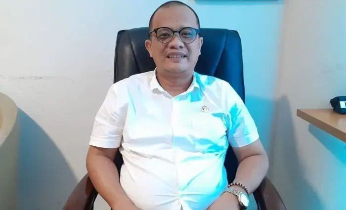 mobil_sppg_angkut_babi_dprd_sumut_minta_bgn_bertindak_tegas