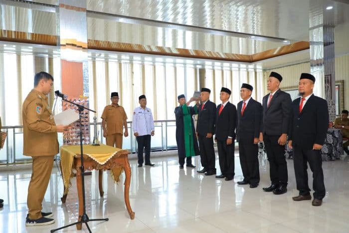 empat_relawan_hendriyanto_sitorussamsul_tanjung_jilid_ii_dilantik_jadi_pimpinan_baznas_labura