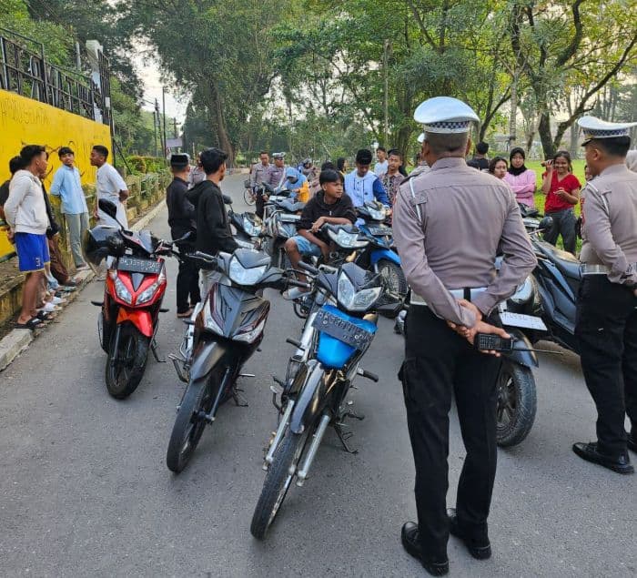 satlantas_polres_langkat_amankan_15_motor_saat_asmara_subuh