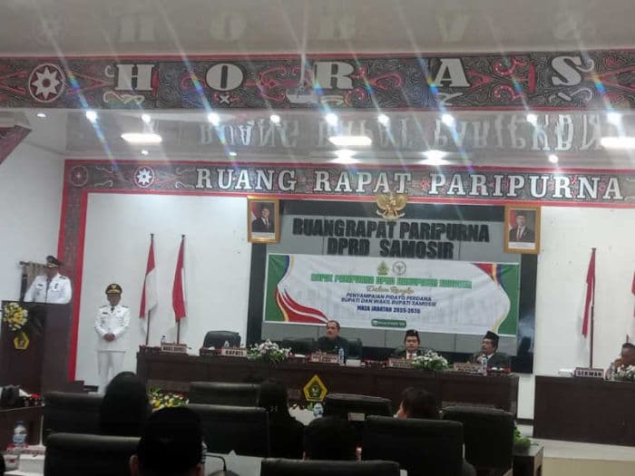 vandiko_gultomariston_tua_sidauruk_sampaikan_visi_misi_dan_program_unggulan_untuk_samosir
