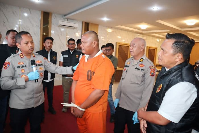 korupsi_dana_desa_eks_kades_siloting_ditangkap_polres_padangsidimpuan_