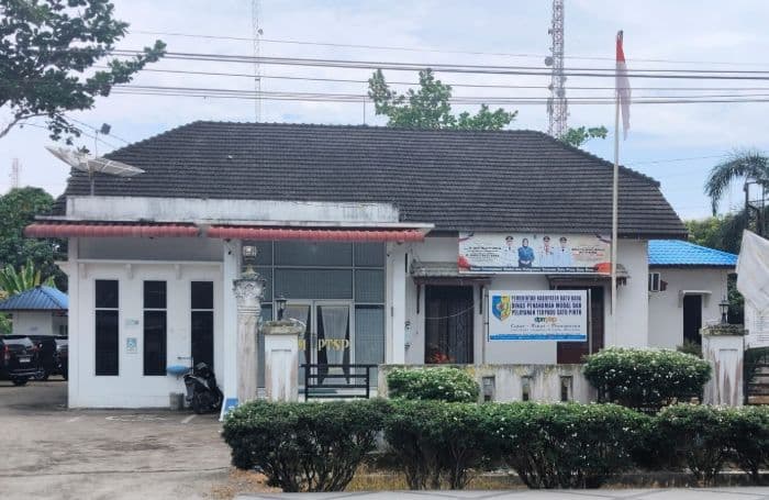 oknum_asn_dpmptsp_batu_bara_persulit_wartawan_saat_konfirmasi