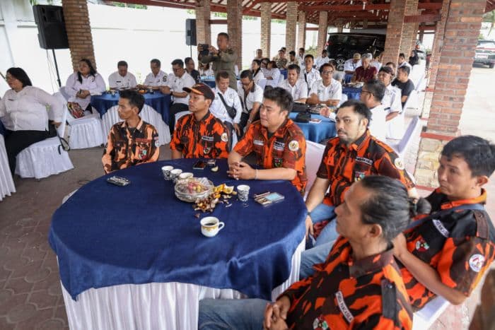 pemko_siantar_ajukan_proposal_bangun_gedung_4_pasar_horas_ke_pemprov_sumut
