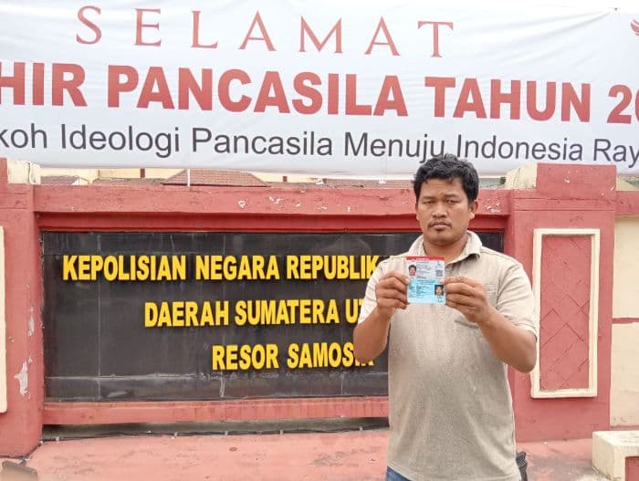warga_samosir_lapor_ke_propam_kena_pungli_rp450_ribu_saat_urus_sim