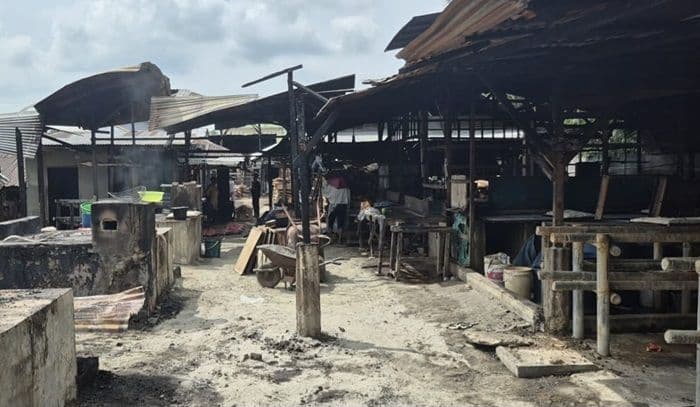 kebakaran_hanguskan_pabrik_tahu_di_binjai_pemilik_terpaksa_hentikan_produksi