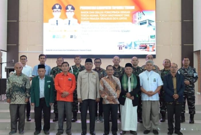 disebut_dilaporkan_ke_kejati_sumut_bupati_masinton_bilang_dprd_tapteng_aneh