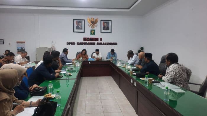 dprd_simalungun_soroti_efektivitas_bimtek_bumdes_bernilai_miliaran_rupiah_