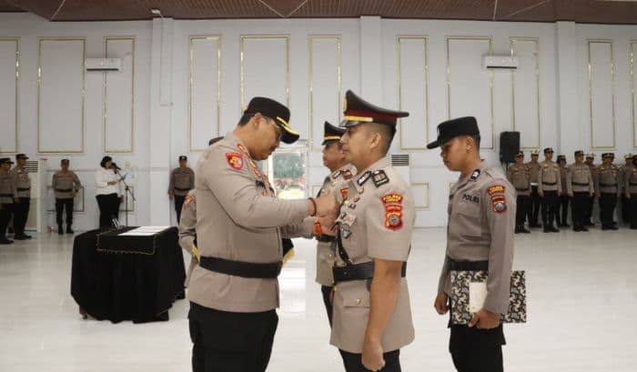 kapolres_pimpin_sertijab_kasat_lantas_polres_langkat_yang_baru_