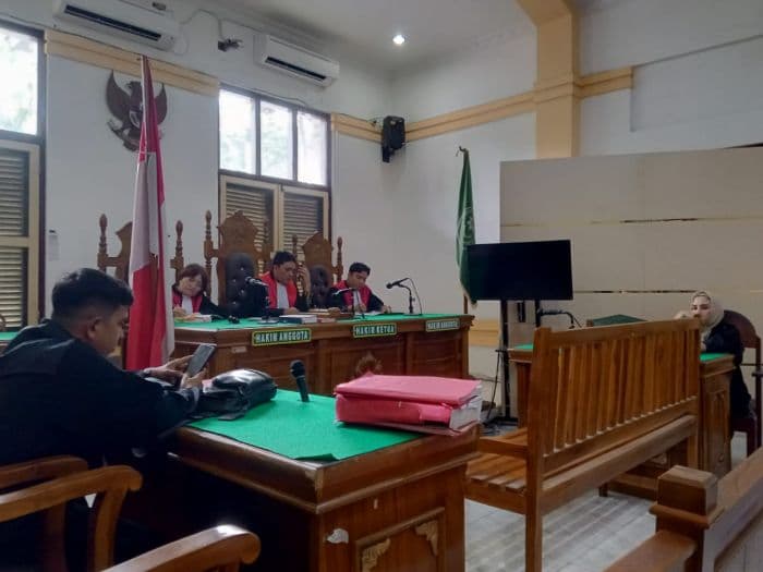 kurir_4833_ekstasi_asal_aceh_divonis_hukuman_mati_oleh_pn_medan