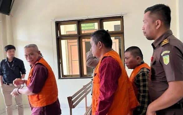pt_medan_perkuat_vonis_dua_eksekutor_pembunuhan_wartawan_di_karo_satu_diperberat