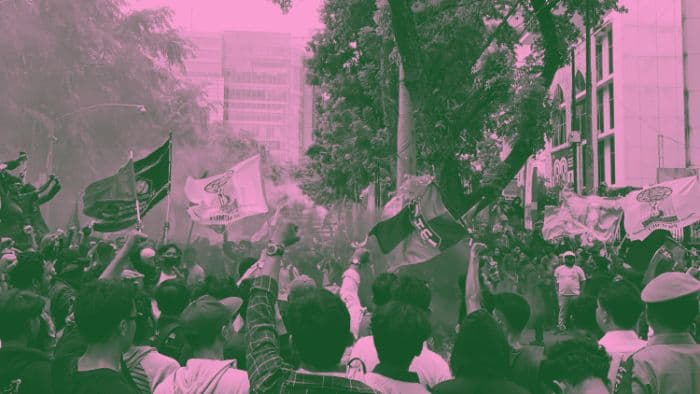 tren_foto_profil_merah_mudahijau_sebagai_simbol_perlawanan_rakyat