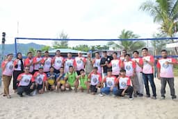 bupati_masinton_tegaskan_penataan_di_pantai_pandan_bukan_penggusuran