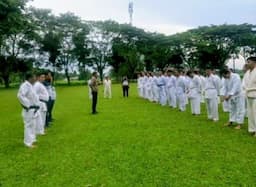 diusulkan_naik_pangkat_49_personel_polres_batu_bara_ikuti_uji_bela_diri