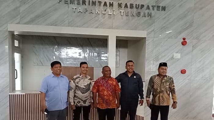 dprd_tapteng_minta_audit_investigasi_bangunan_mangkrak_kantor_bupati