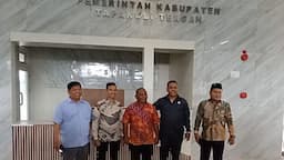 dprd_tapteng_minta_audit_investigasi_bangunan_mangkrak_kantor_bupati