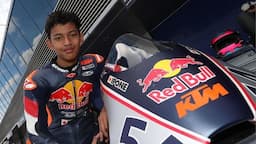 mario_suryo_aji_beri_saran_untuk_veda_ega_pratama_jelang_debut_di_moto3_2026