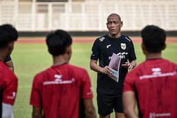timnas_u17_indonesia_akan_hadapi_zambia_nova_arianto_momen_uji_kemampuan_garuda_muda_di_level_dunia