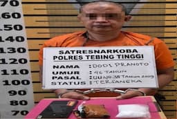 warga_paya_lombang_ditangkap_polisi_simpan_90_gram_sabu_di_sei_priok_sergai
