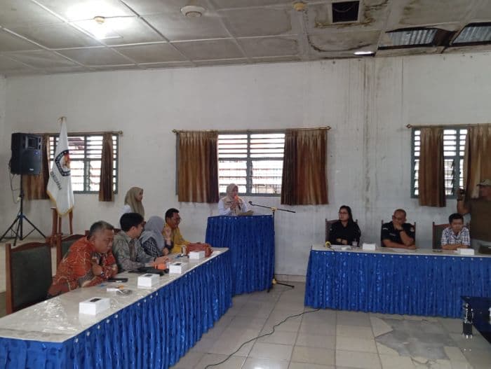 kpu_siantar_tetapkan_wesli_silalahiherlina_wali_kota_dan_wakil_wali_kota_terpilih_2024
