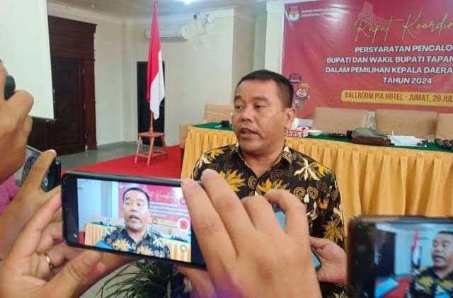 malam_ini_kpu_tapteng_jadwalkan_pleno_penetapan_bupati_dan_wakil_bupati_terpilih