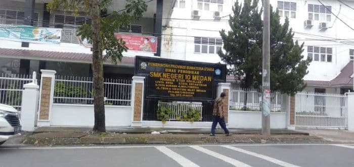 orang_tua_siswa_smkn_10_medan_kecewa_atas_kegagalan_pengisian_pdss_snbp