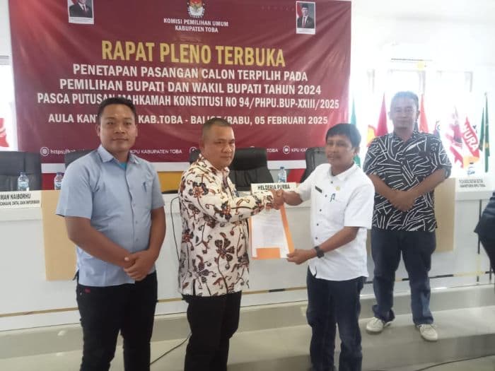 usai_penetapan_kpu_paslon_terpilih_effendi_ajak_masyarakat_gotong_royong_bangun_toba