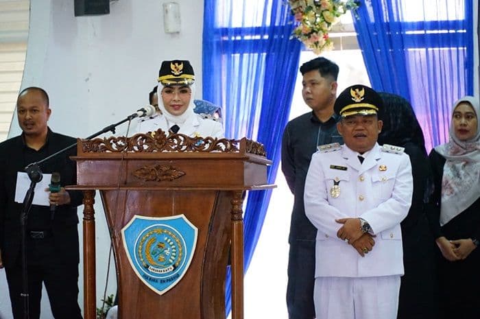 bupati_labuhanbatu_sampaikan_pidato_perdana_di_rapat_paripurna_dprd