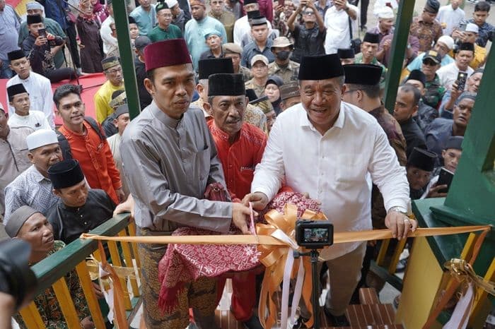 bupati_dan_uas_resmikan_replika_rumah_tuan_syekh_silau_asahan
