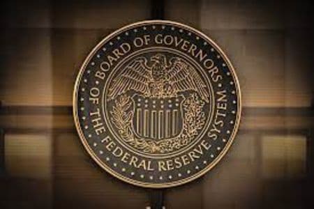 the_fed_beri_peringatan_inflasi_imbas_kebijakan_tarif_donald_trump