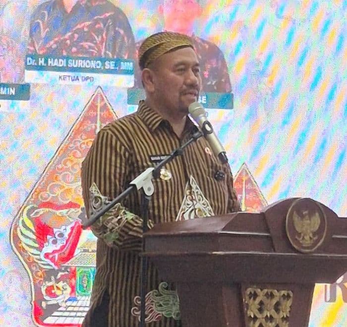 bupati_bahar_ungkap_lima_masalah_batu_bara