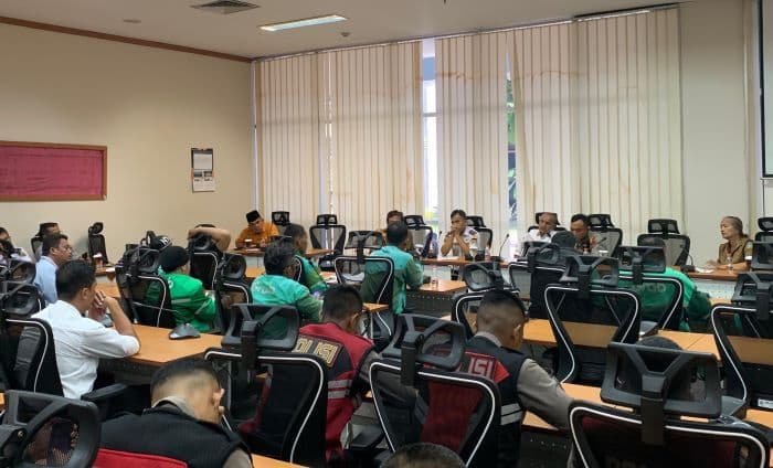 driver_ojol_minta_dprd_sumut_gelar_rdp_bersama_perusahaan_grab