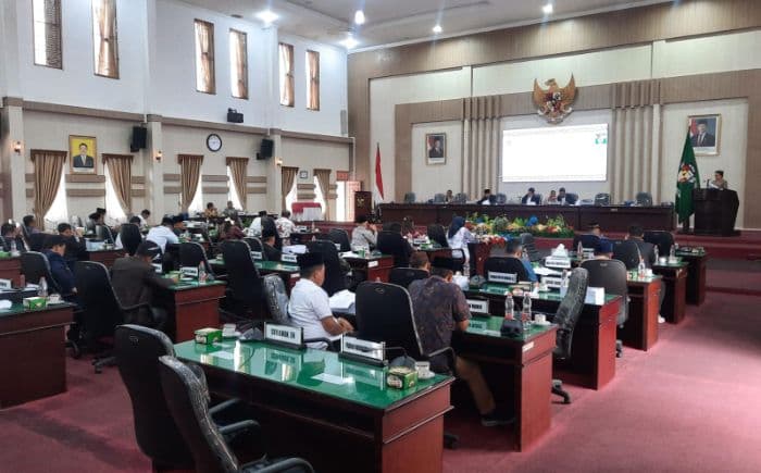 dprd_simalungun_minta_tiga_rsud_dibenahi_