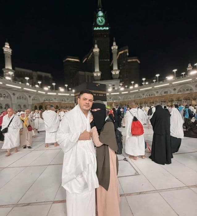 sejumlah_artis_tanah_air_tunaikan_ibadah_haji_2025_ada_irish_bella_hingga_ivan_gunawan
