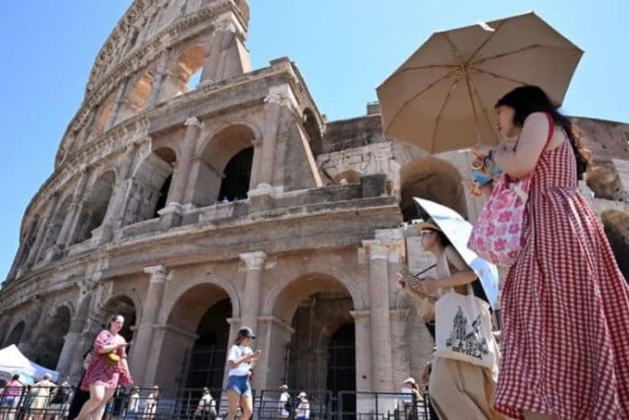 gelombang_panas_ekstrem_eropa_selatan_dan_negara_nordik_siaga_kebakaran_hutan