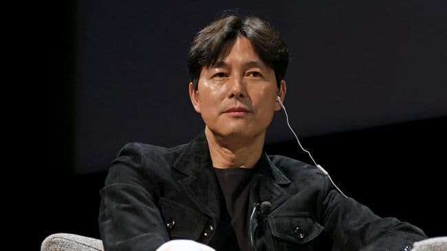 jung_woo_sung_resmi_menikah_dengan_wanita_nonselebriti_agensi_buka_suara