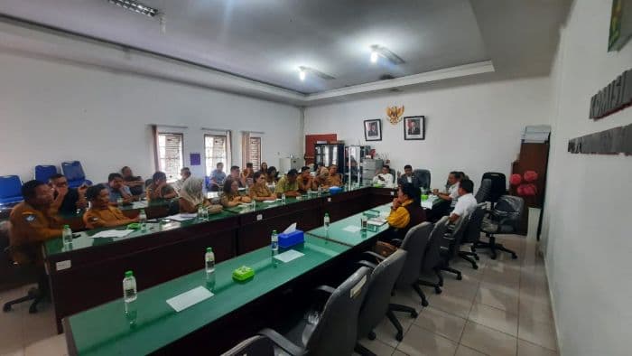 pengadaan_seragam_olahraga_di_sekolah_dprd_simalungun_menduga_ada_indikasi_permainan_harga