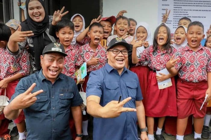pemkab_deli_serdang_rehabilitasi_540_toilet_sekolah_di_22_kecamatan