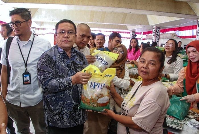 warga_siantar_minta_pasar_murah_digelar_rutin_dua_pekan_sekali