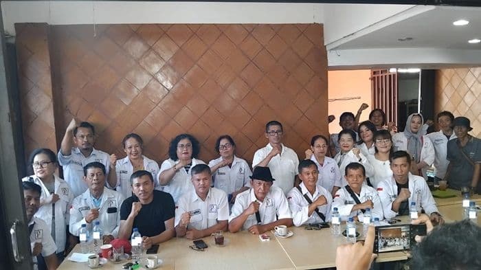 pedagang_desak_dewan_pengawas_pd_phj_diisi_orang_dalam_pasar_bukan_lowongan_kerja