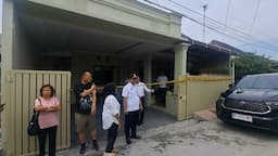 polisi_selidiki_penyebab_kebakaran_rumah_hakim_khamozaro_waruhu