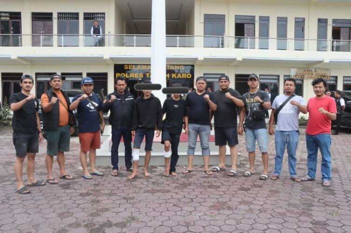 tiga_tersangka_pembunuhan_sozisokhi_lase_ditangkap_di_dua_lokasi